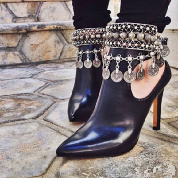 Gold Coin Ankle or Wrist Bracelet - Picture 4 of 6